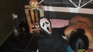 Danny sexy with her spouse Mike bonks a lot in the group sex of the Halloween party and rolls a lot of double penetration - 8 image