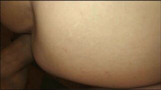 The Horny Wife Is Obstructed by the Plumber