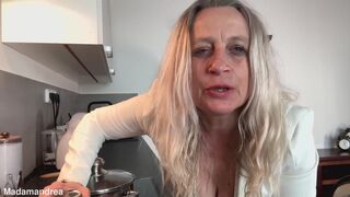 Hot fisting experience in the kitchen in private - 8 image