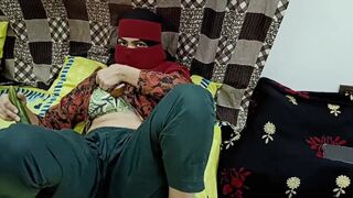 Desi Stepmom in Hijaab Playing With Cucumber