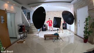 What a Show of Ass this is, I arrived at three in the morning and I still haven't eaten