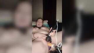 Pierced mother i'd like to fuck redhead with banging machine - 4 image